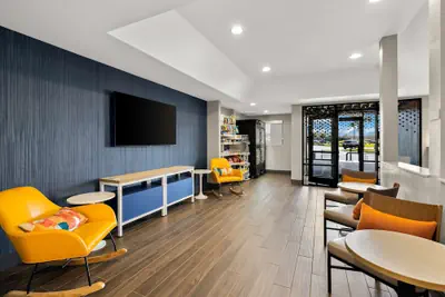 Photo 3 - Spark by Hilton Tifton