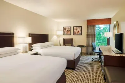 Photo 5 - DoubleTree by Hilton Houston Intercontinental Airport