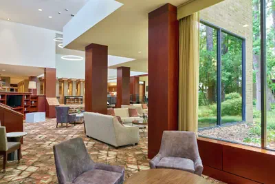Photo 3 - DoubleTree by Hilton Houston Intercontinental Airport