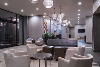 Photo 3 - Hilton Houston Plaza/Medical Center