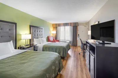 Photo 5 - Quality Inn Roanoke Airport