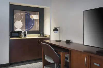 Photo 5 - Courtyard by Marriott Norwalk