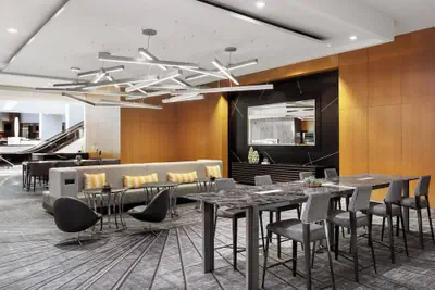 Photo 3 - Crystal Gateway Marriott