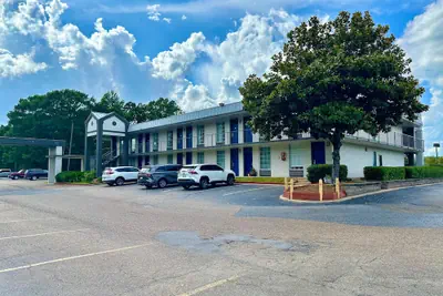 Photo 2 - Motel 6 West Monroe, LA