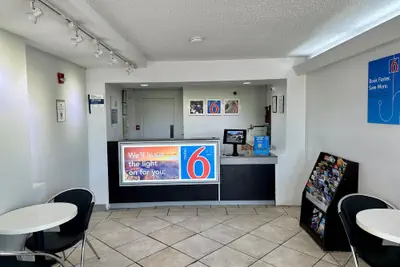Photo 5 - Motel 6 West Monroe, LA