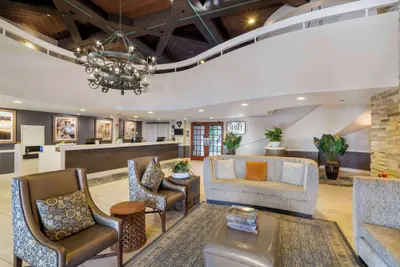 Photo 3 - Best Western Plus Carpinteria Inn