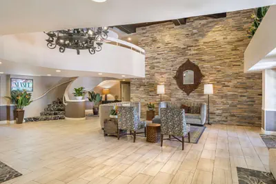 Photo 4 - Best Western Plus Carpinteria Inn