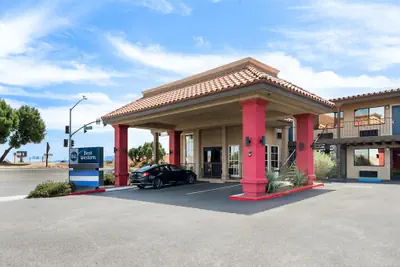 Photo 2 - Best Western Desert Villa Inn