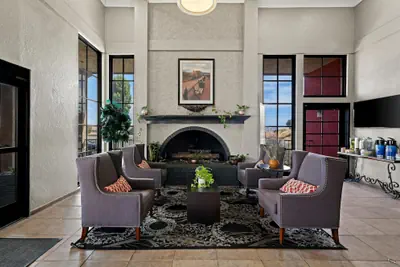 Photo 3 - Best Western Desert Villa Inn