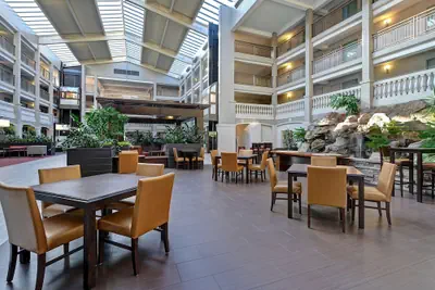 Photo 3 - Embassy Suites by Hilton Colorado Springs
