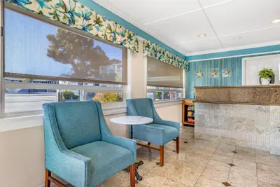 Photo 3 - Best Western Tradewinds