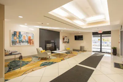 Photo 3 - Elimwood Hotel, a Ramada by Wyndham