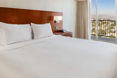 Photo 5 - Hilton Pasadena
