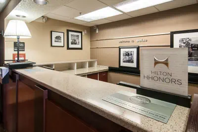 Photo 4 - Hampton Inn Boise - Airport