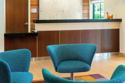 Photo 5 - Fairfield Inn & Suites by Marriott Springfield