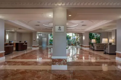 Photo 3 - Sheraton Suites Fort Lauderdale at Cypress Creek
