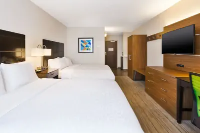 Photo 4 - Holiday Inn Express Waldorf by IHG