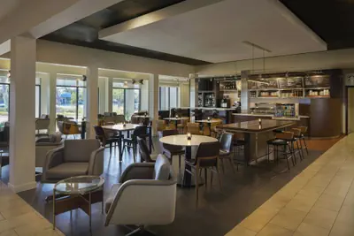 Photo 4 - Courtyard by Marriott Los Angeles Torrance Palos Verdes