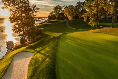 Photo 2 - Kingsmill Resort