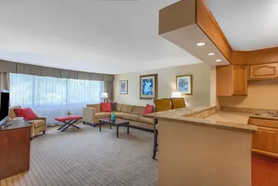 Photo 4 - Holiday Inn Charlottesville-Monticello by IHG