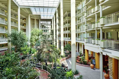 Photo 3 - Embassy Suites by Hilton Parsippany