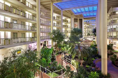 Photo 4 - Embassy Suites by Hilton Parsippany