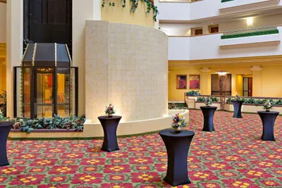 Photo 2 - Radisson Hotel Cedar Rapids