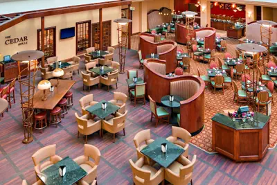Photo 4 - Radisson Hotel Cedar Rapids