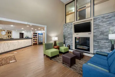 Photo 3 - Comfort Inn Indianapolis South