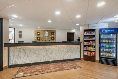 Photo 4 - Comfort Inn Indianapolis South