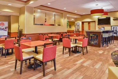 Photo 5 - Hampton Inn Emporia