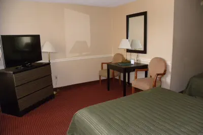 Photo 3 - Quality Inn Mt. Vernon