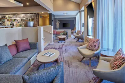 Photo 3 - Courtyard by Marriott Detroit Warren