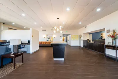 Photo 4 - Comfort Inn Las Vegas New Mexico