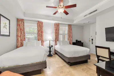 Photo 5 - Beachside Resort & Residences