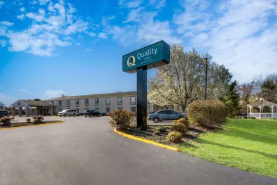 Photo 2 - Quality Inn University Area