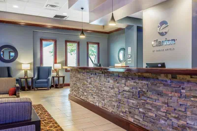 Photo 5 - Clarion Inn Belle Vernon