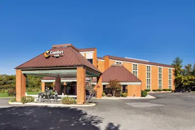 Photo 2 - Comfort Inn Lexington Virginia Horse Center