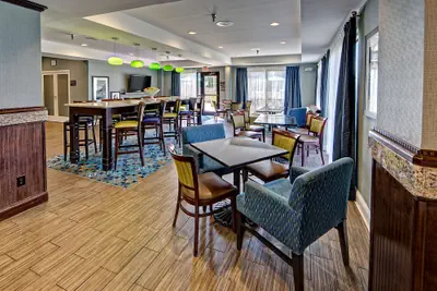 Photo 2 - Hampton Inn Laurinburg