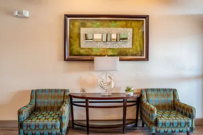 Photo 5 - Clarion Pointe Harrisonburg