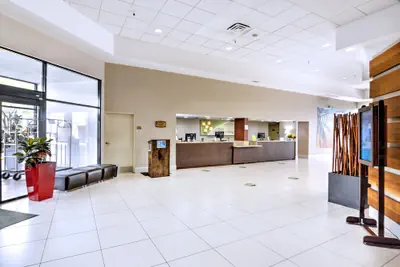 Photo 3 - Holiday Inn St Petersburg N - Clearwater by IHG