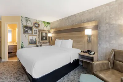 Photo 2 - Best Western Glenview -Chicagoland Inn and Suites