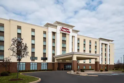 Photo 2 - Hampton Inn & Suites Syracuse North Airport Area