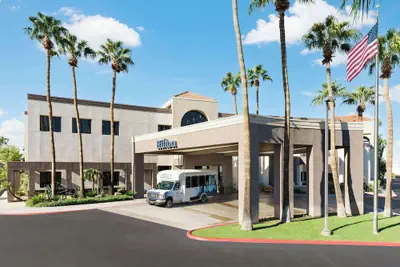 Photo 2 - Hilton Phoenix Airport
