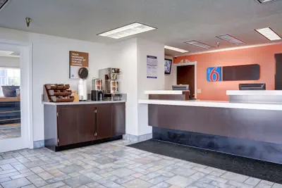 Photo 4 - Motel 6 The Dalles, OR