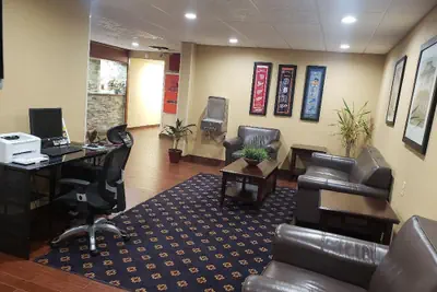 Photo 3 - A Victory Hotel & Suites