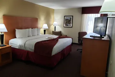 Photo 4 - A Victory Hotel & Suites