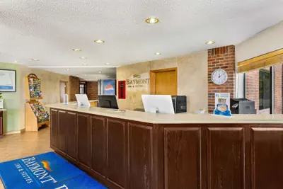 Photo 2 - Baymont by Wyndham Cortez