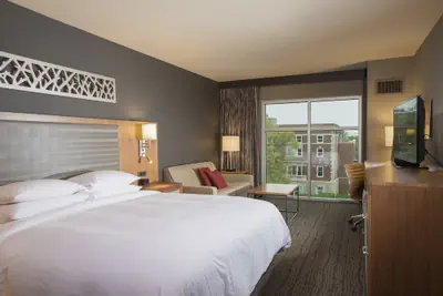 Photo 5 - The Broadway Columbia - a DoubleTree by Hilton