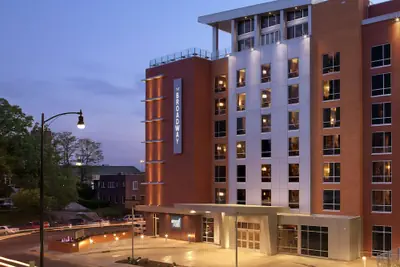Photo 2 - The Broadway Columbia - a DoubleTree by Hilton